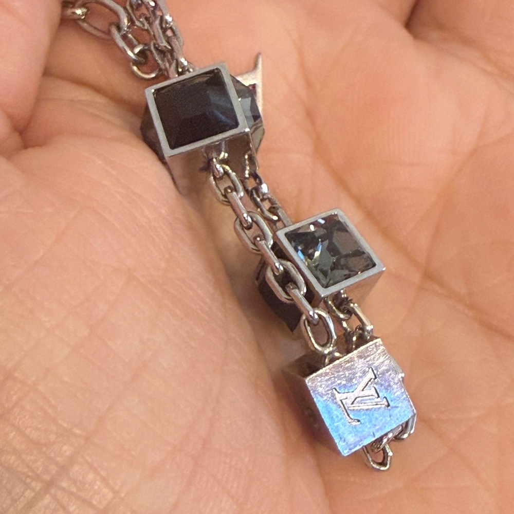Louis Vuitton Silver With Black&Silver Gamble Charm Bracelet - Picture 3 of 15